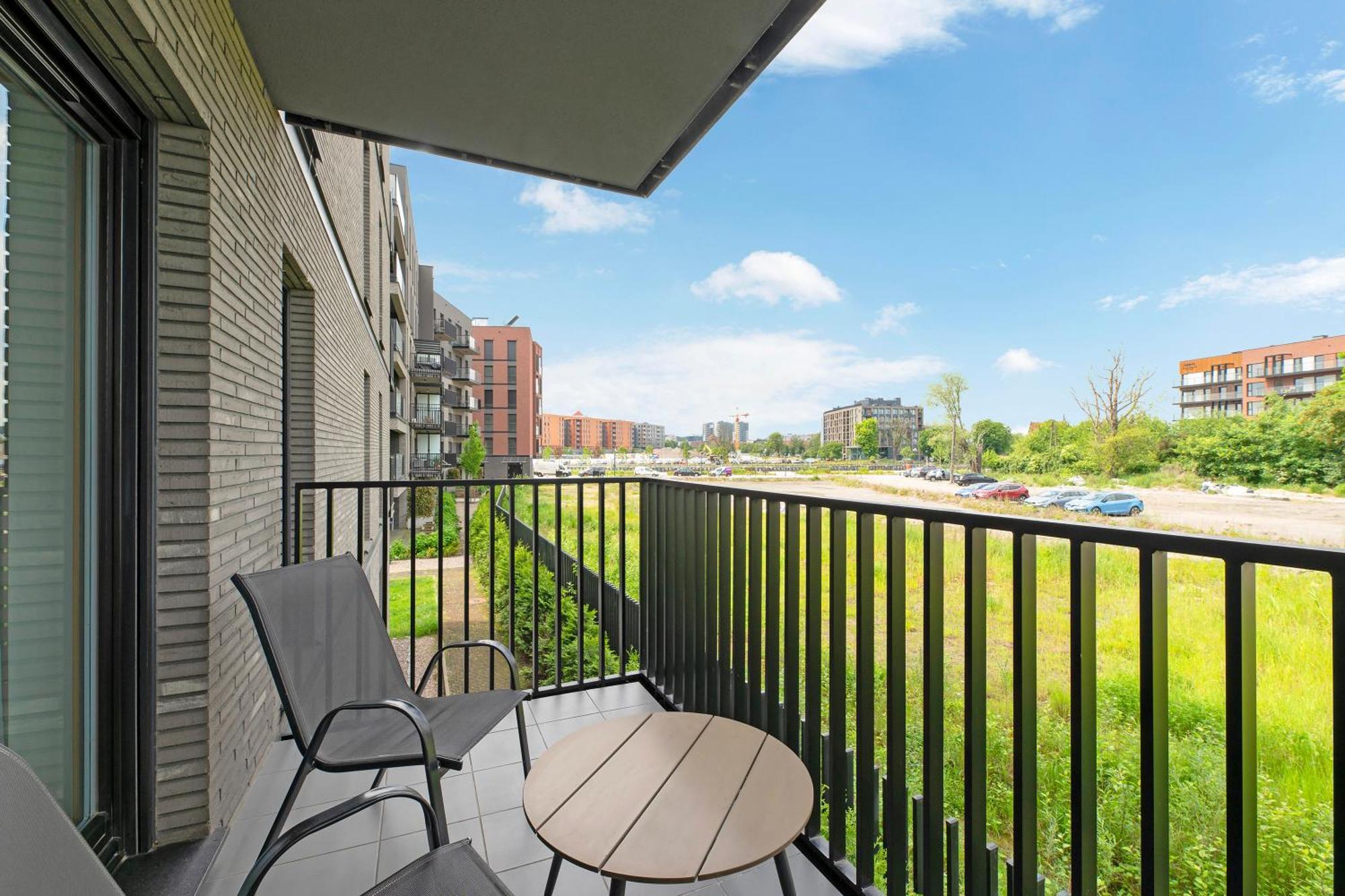 Nadmotlawie Riverside - Parking, Sauna & Gym By Downtown Apartments 그단스크 객실 사진