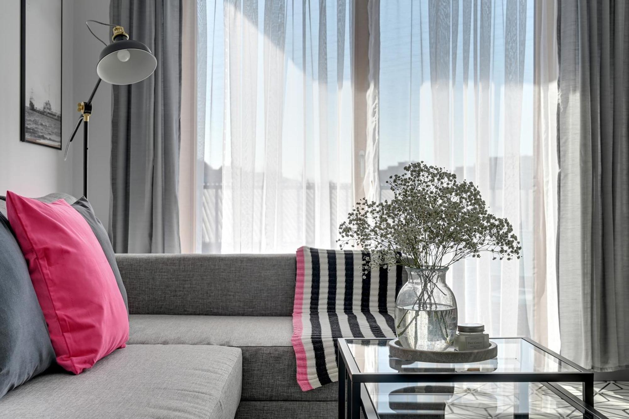 Nadmotlawie Riverside - Parking, Sauna & Gym By Downtown Apartments 그단스크 객실 사진